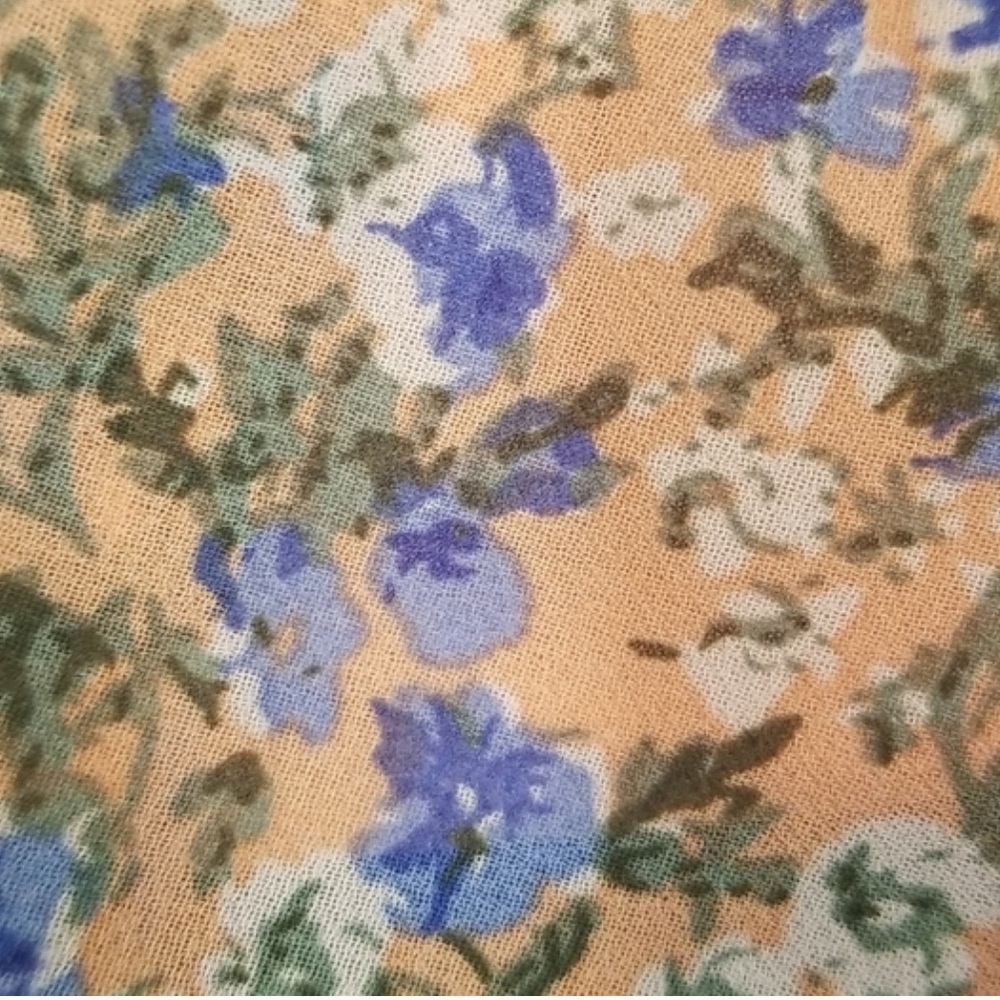 Astr Floral Puff Sleeve Top - Picture 3 of 4